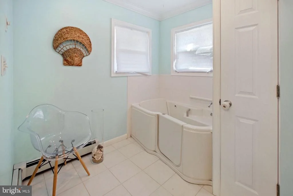 Photo of 2601 REDMILES DRIVE