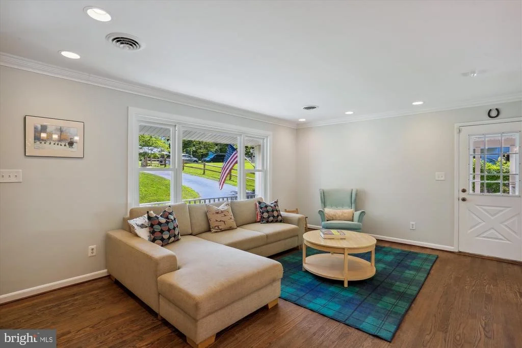 Photo of 11816 LONGDRAFT COURT