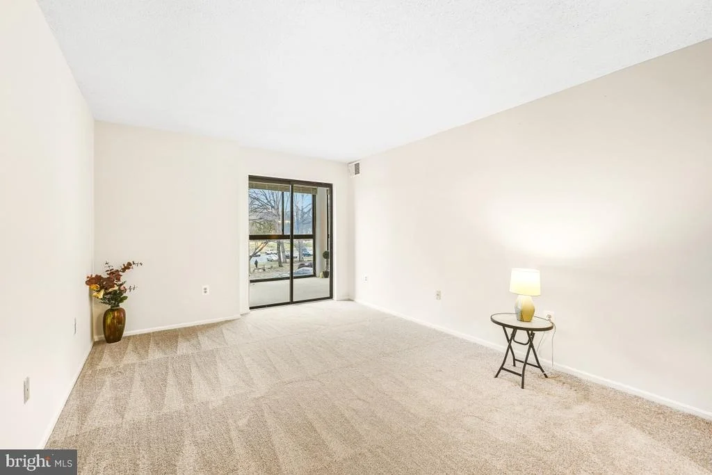 Photo of Unit 2215 at 15107 INTERLACHEN DRIVE