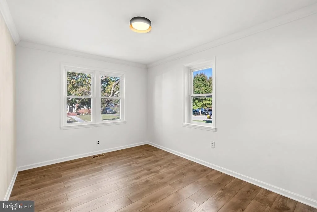 Photo of 531 FOREST VIEW ROAD