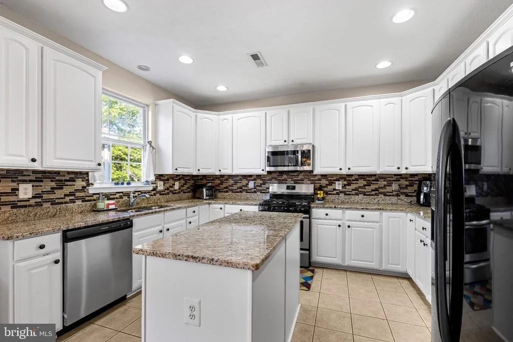 Photo of 5103 CREST HAVEN WAY