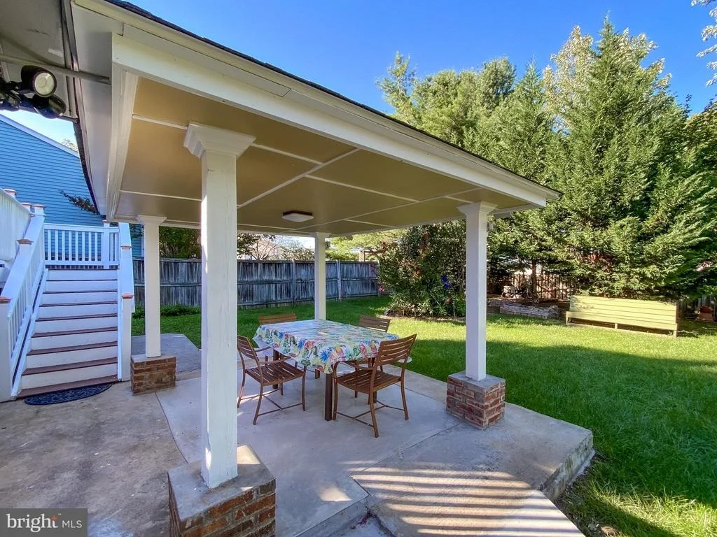 Photo of 233 SAVAGE ROAD