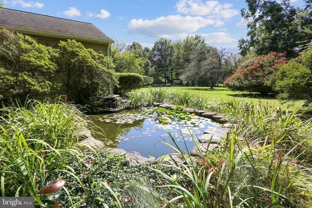 Photo of 9301 HUNTMASTER ROAD