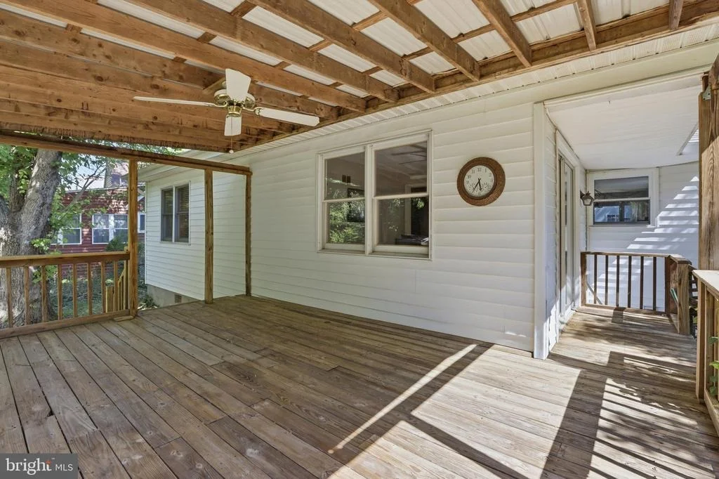Photo of 735 WARREN DRIVE