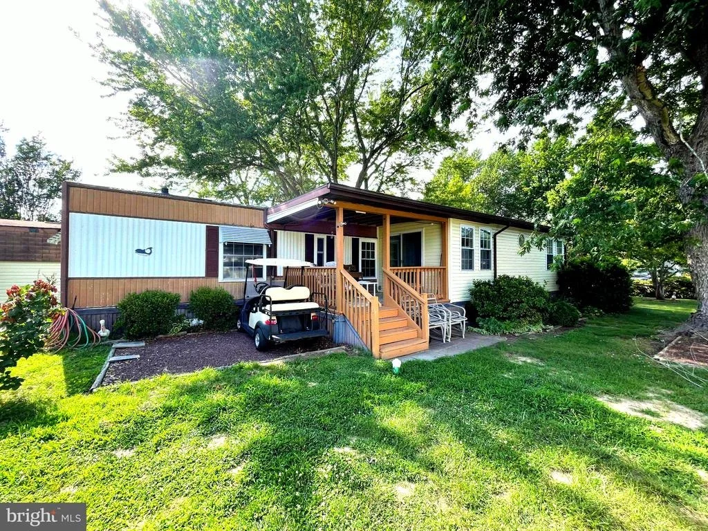 Photo of 33476 DAISY STREET