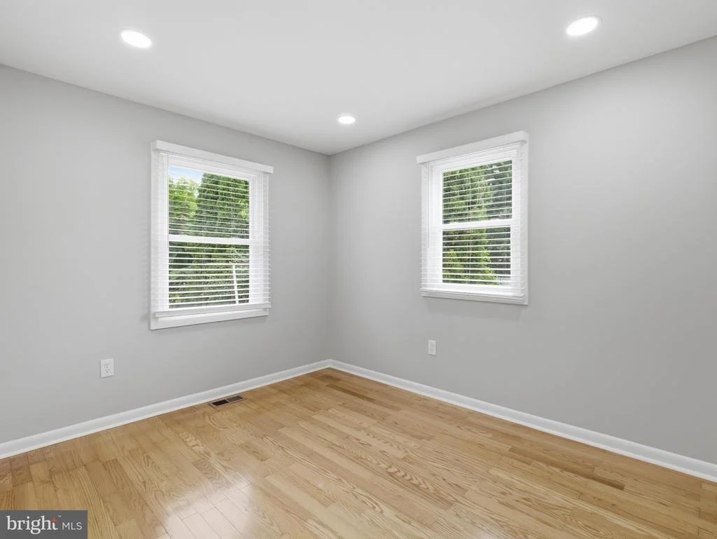 Photo of 206 WELDON DRIVE