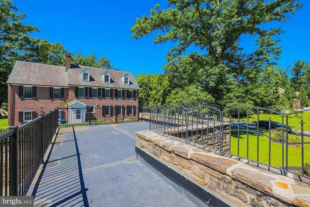 Photo of 3305 BANCROFT ROAD