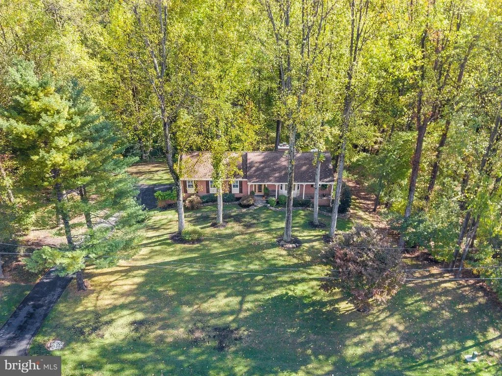 Photo of 17509 SKYLINE DRIVE