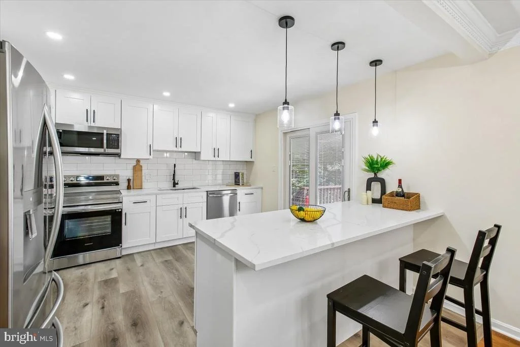 Photo of 1705 CRESTVIEW DRIVE