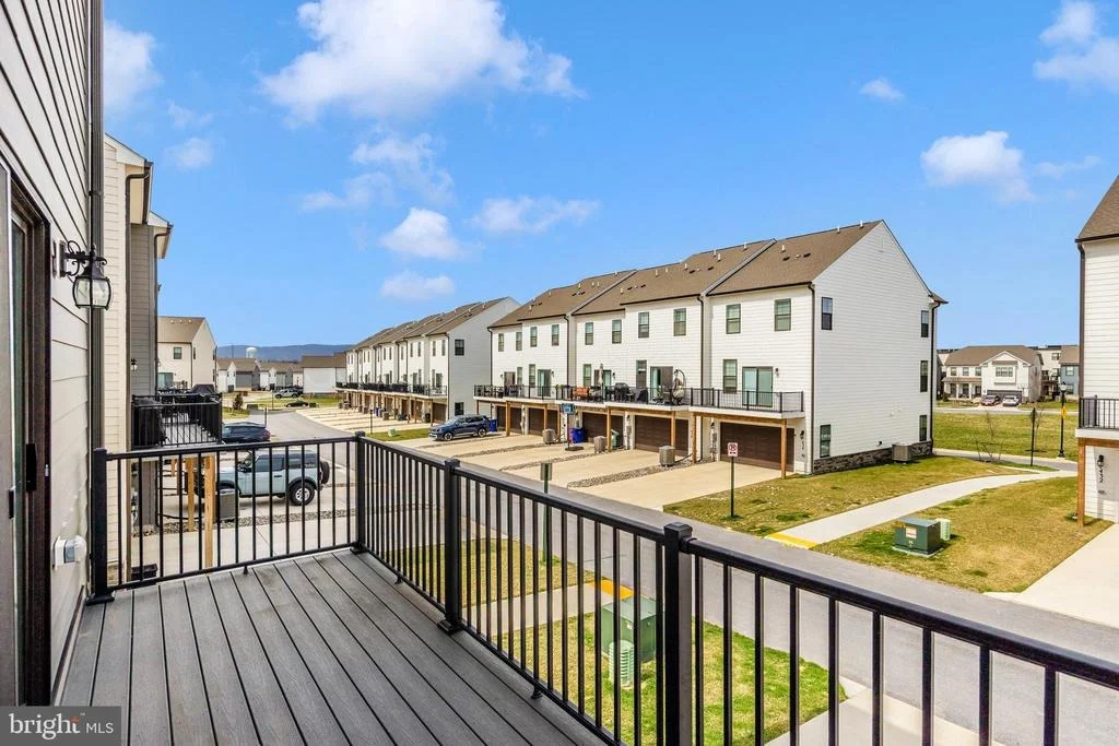 Photo of 270 ENSEMBLE WAY