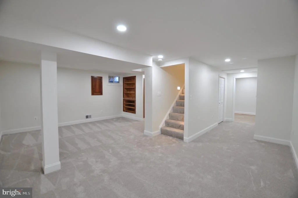 Photo of 7421 BRENISH DRIVE