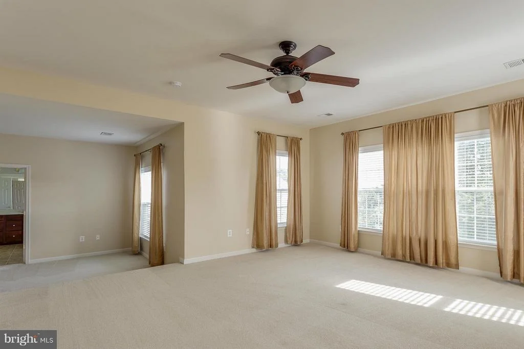 Photo of 619 PINEVIEW COURT