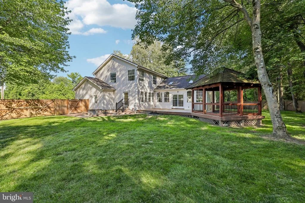 Photo of 683 POWHATAN BEACH ROAD