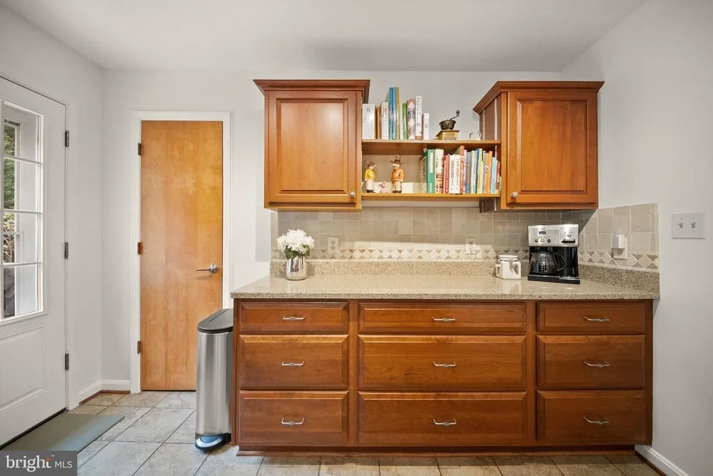 Photo of 4580 AKERS LANE