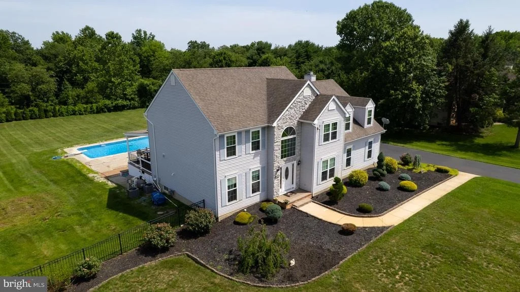 Photo of 106 KIRSCHLING DRIVE