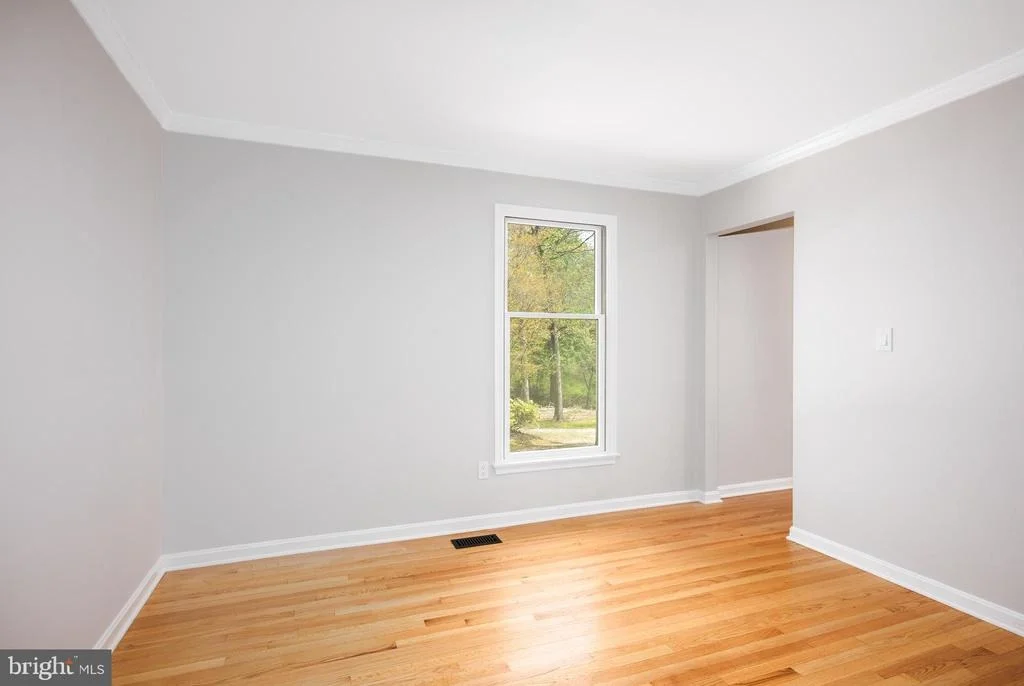 Photo of 525 UPTON ROAD