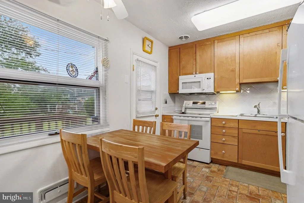 Photo of 6812 NAVAJO DRIVE