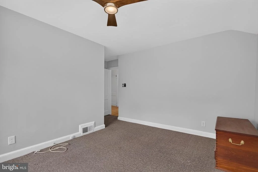 Photo of 432 ARGYLE DRIVE