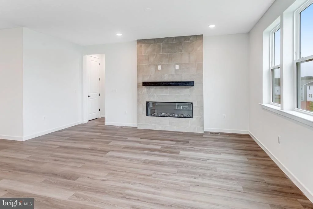 Photo of 624 CLOVER LANE
