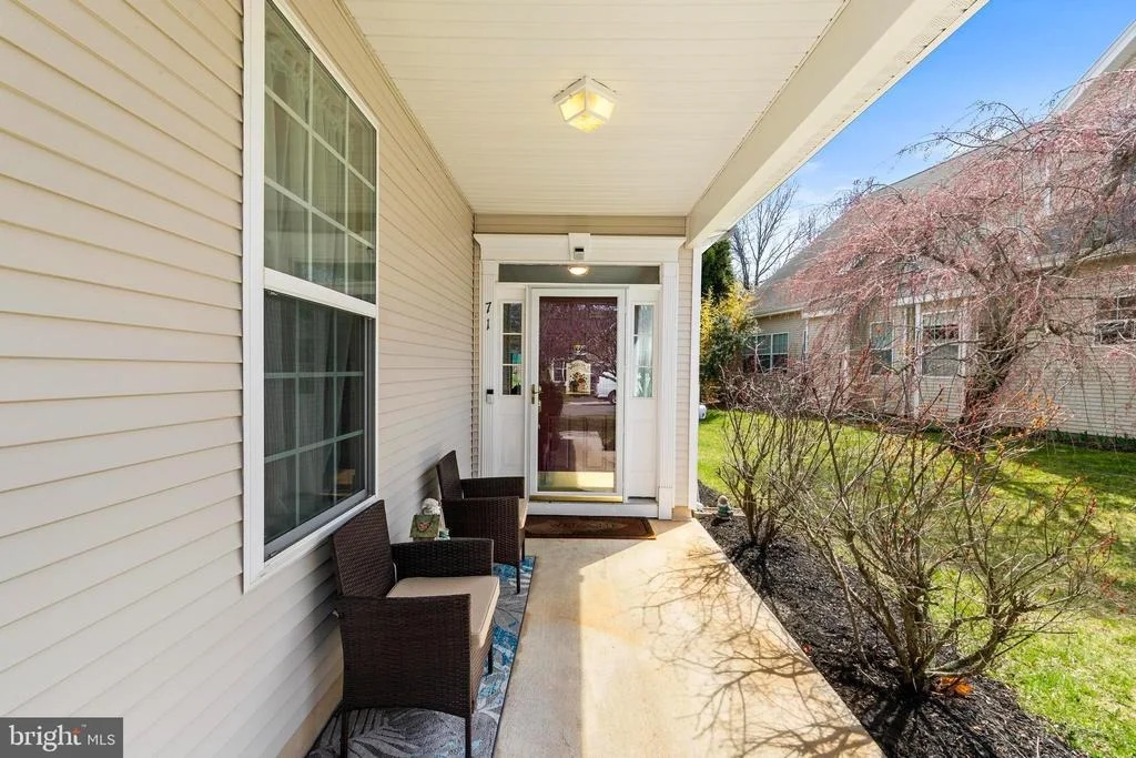 Photo of 71 GOLF VIEW DRIVE