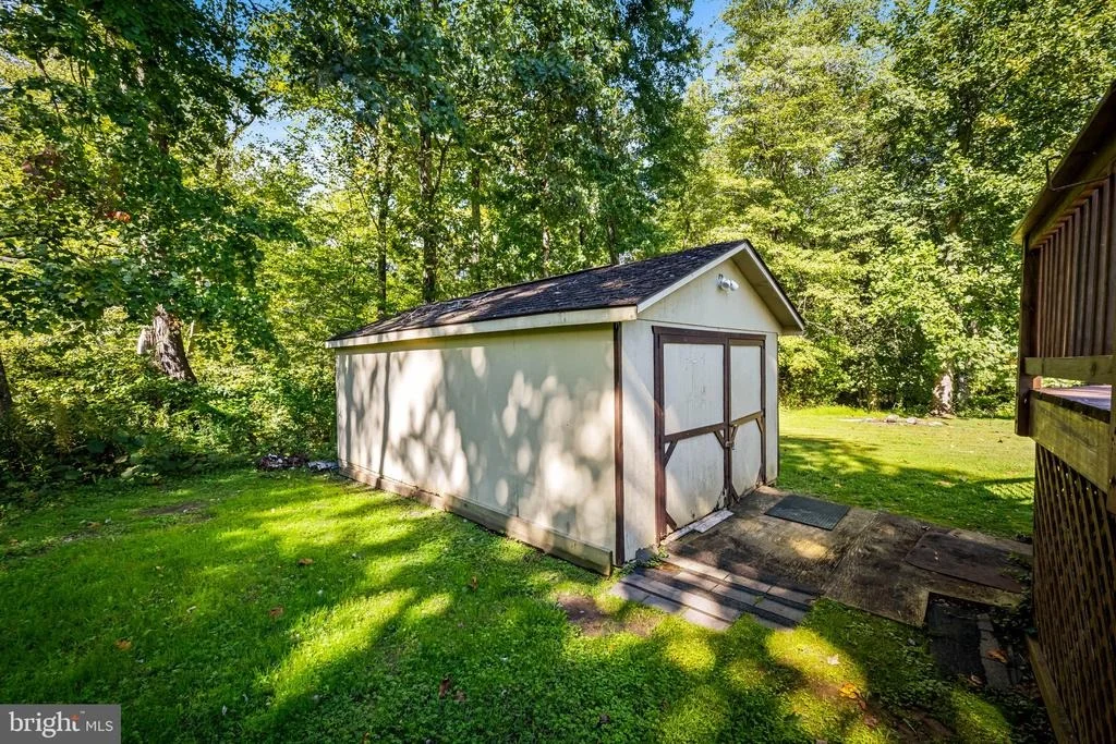 Photo of 410 STONEY TERRACE