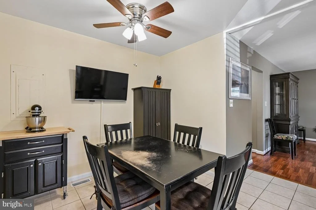 Photo of 4734 IDLEWILDE ROAD
