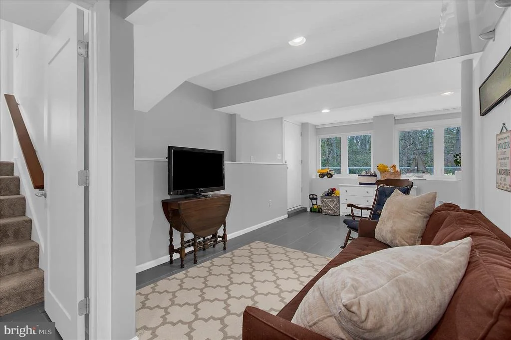 Photo of 2642 QUEEN ANNE CIRCLE