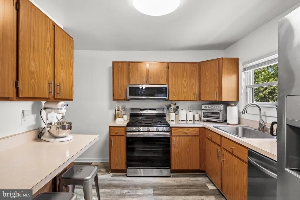 Photo of 155 W HAMPTON STREET