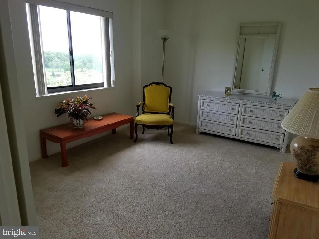 Photo of Unit 4922 at 15100 INTERLACHEN DRIVE