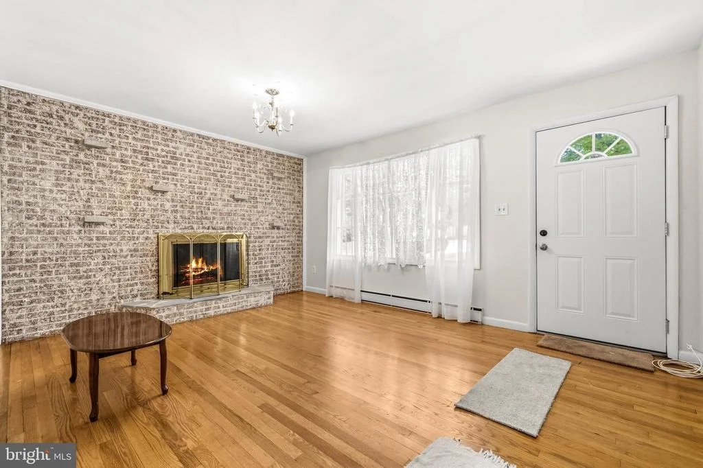 Photo of 12404 WALLACE LANE