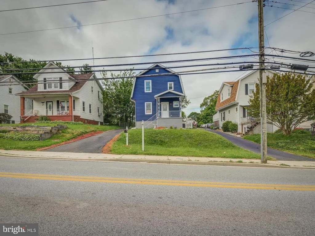 Photo of 4011 TAYLOR AVENUE