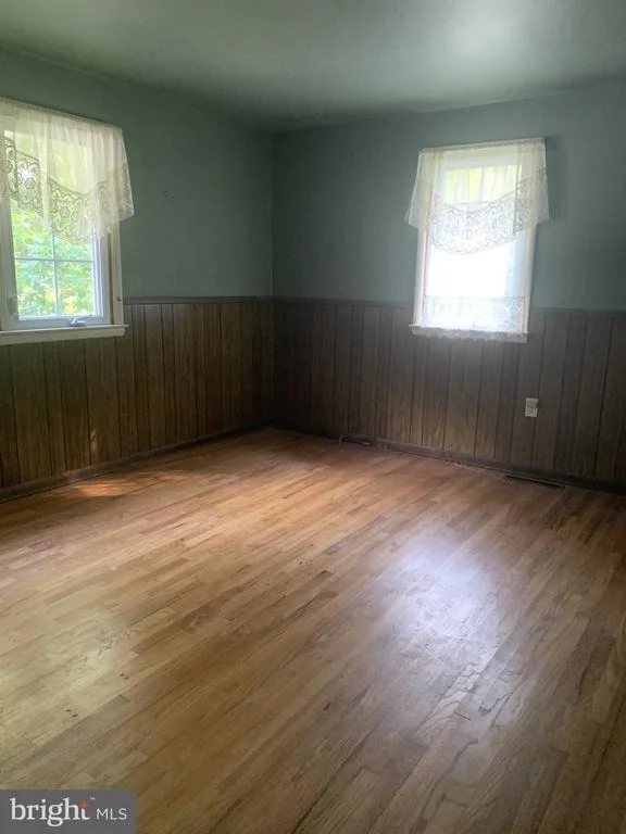 Photo of 1006 CRESTOVER ROAD
