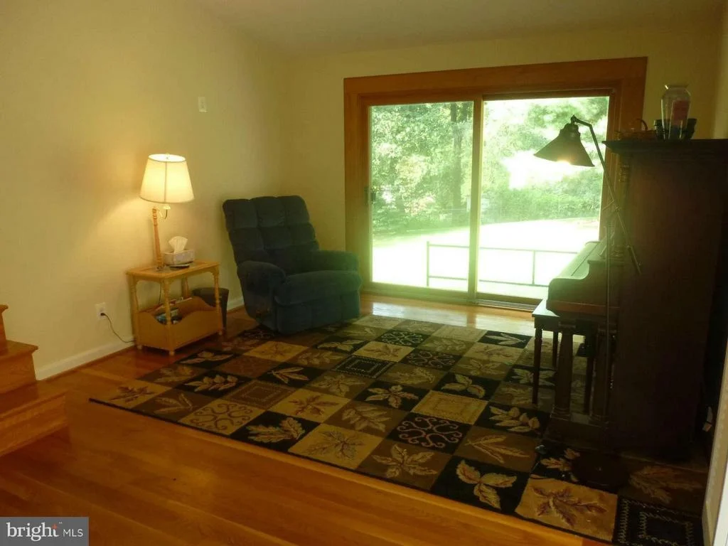 Photo of 11404 LUND PLACE