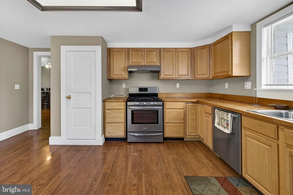 Photo of 4809 COLES POINT ROAD