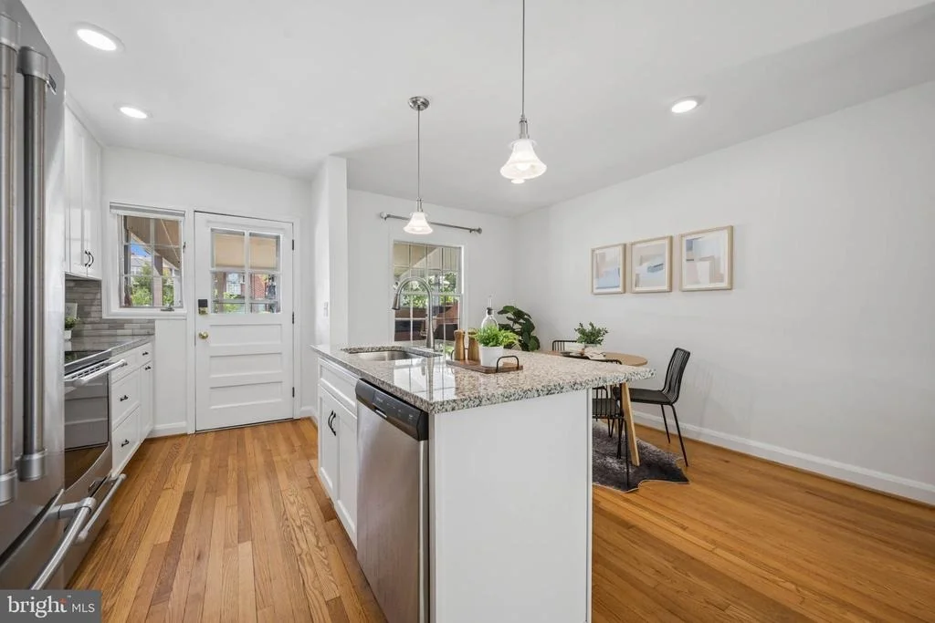 Photo of 1432 REDFERN AVENUE
