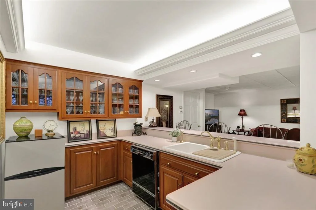 Photo of 225 LOGAN AVENUE