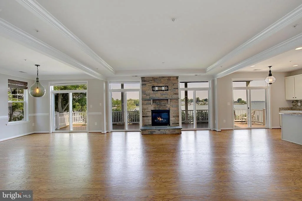 Photo of 3956 HONEYSUCKLE DRIVE