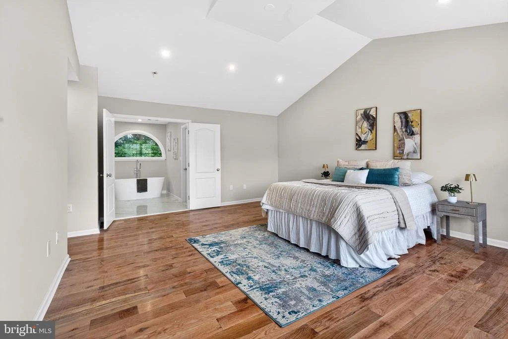 Photo of 9312 FOX RUN DRIVE