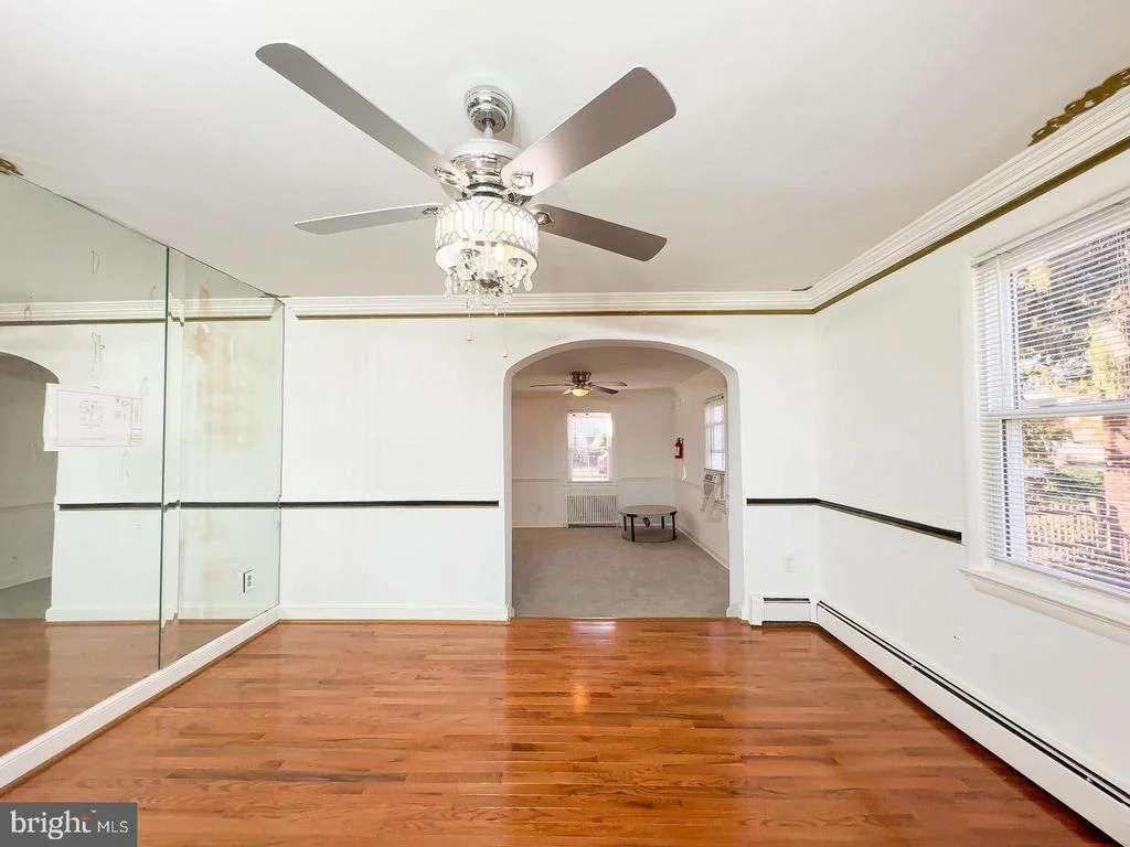 Photo of 1106 45TH PLACE SE