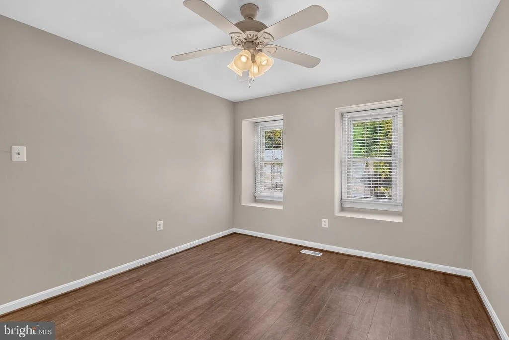 Photo of 7111 CARNATION COURT