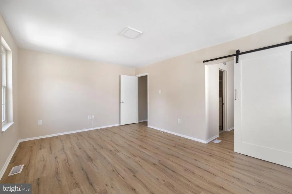 Photo of 459 WINTERBERRY DRIVE