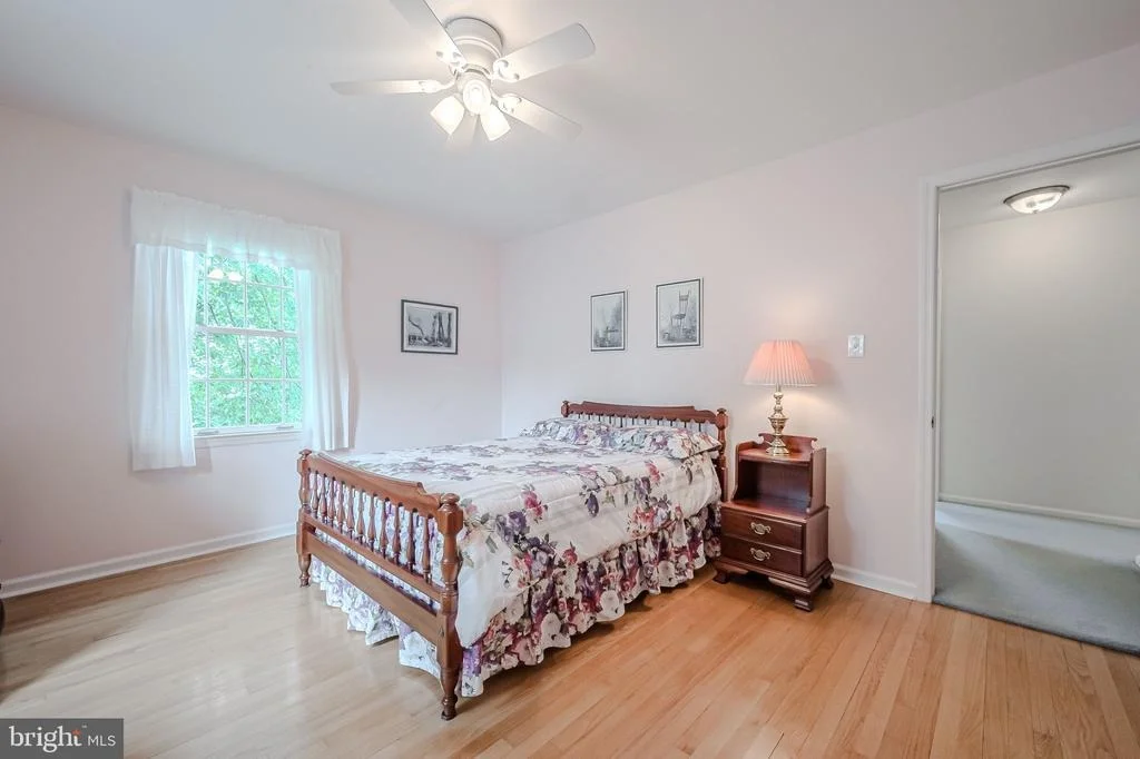 Photo of 49 TENBY CHASE DRIVE