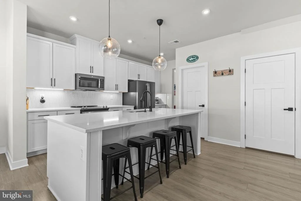 Photo of 2944 HERITAGE DRIVE