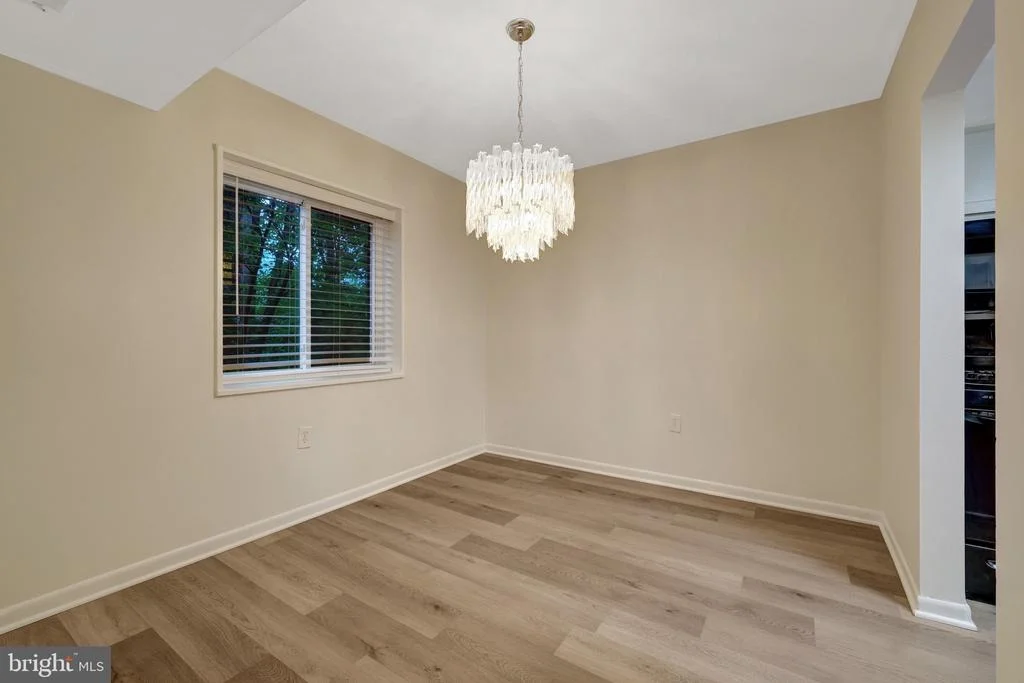 Photo of Unit 1B at 1403 NORTHGATE