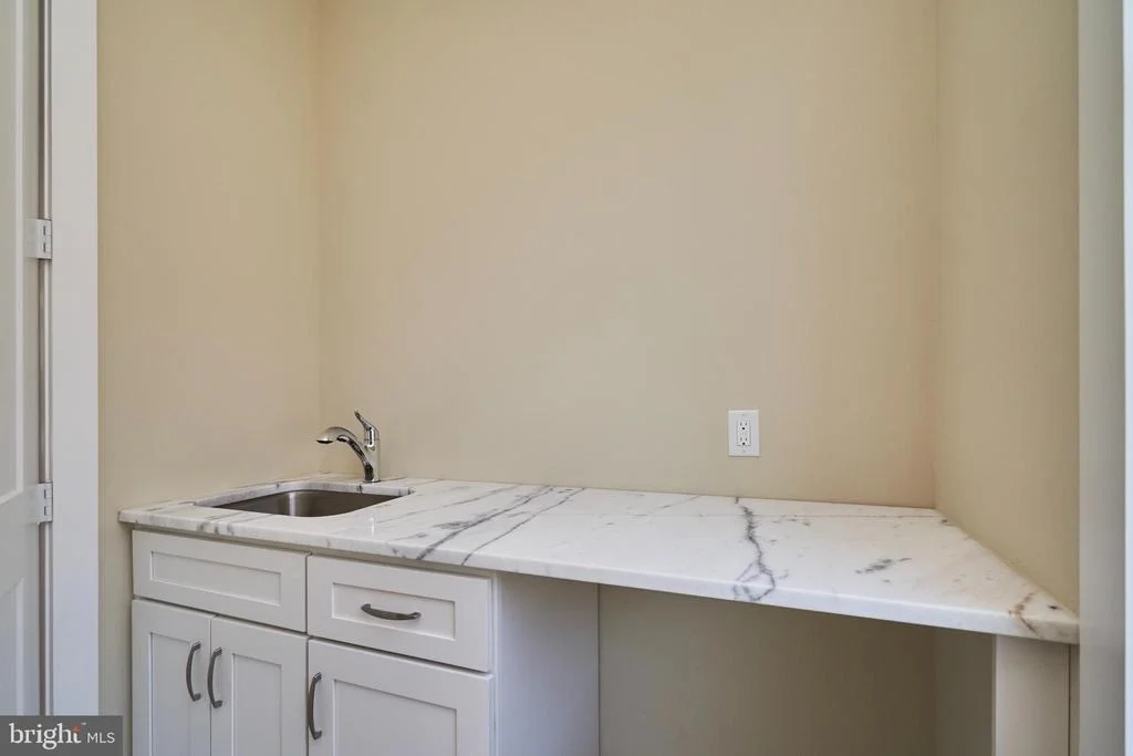 Photo of 7019 RIDGE DRIVE