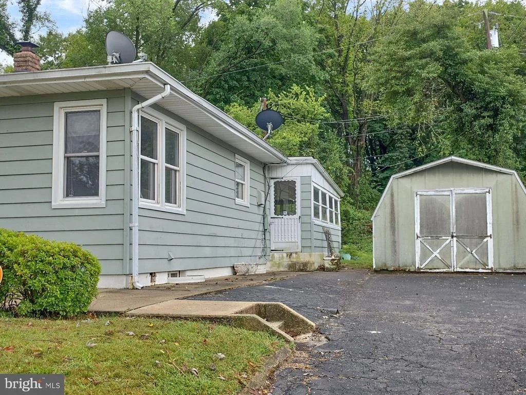 Photo of 24 BECK DRIVE