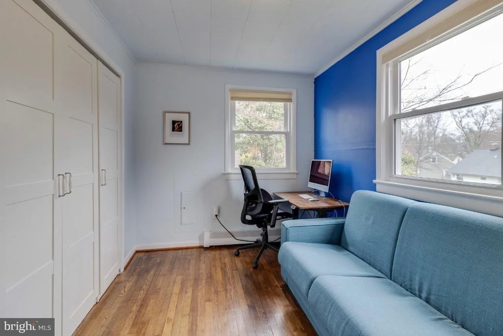 Photo of 903 ROBIN ROAD