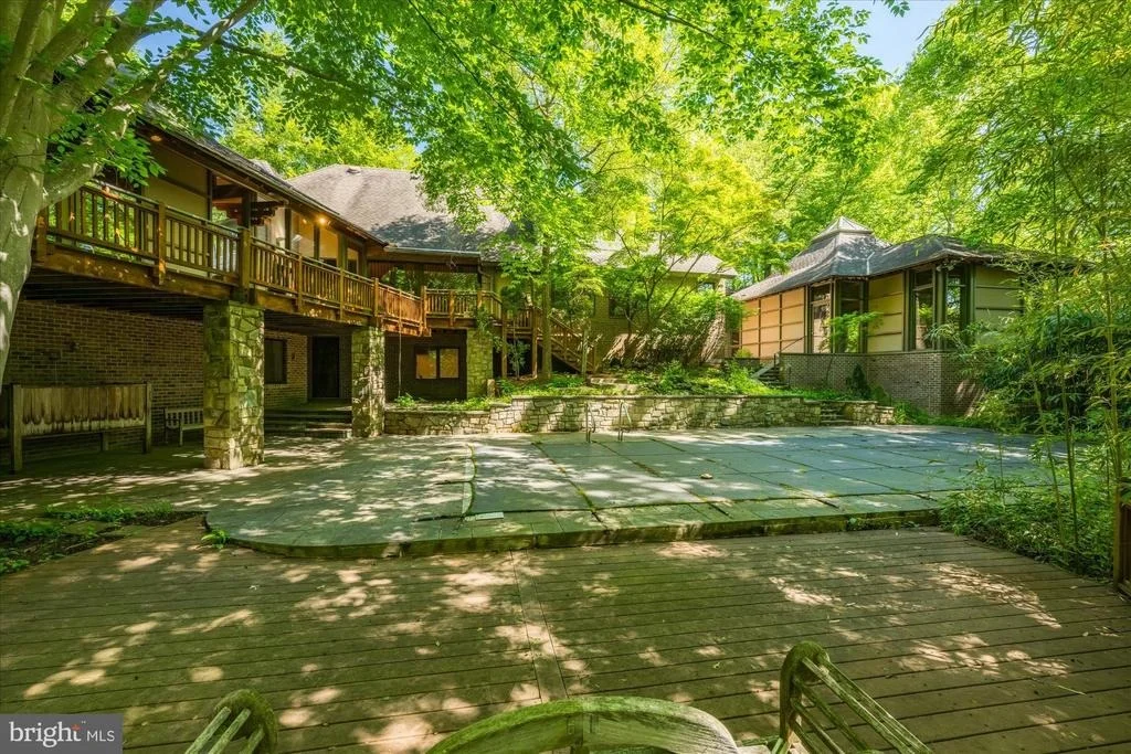 Photo of 7575 POTOMAC FALL ROAD