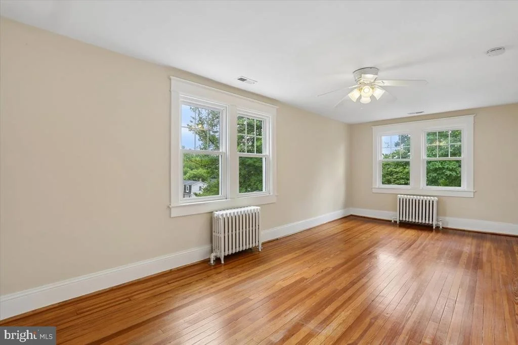 Photo of 9501 COLESVILLE ROAD