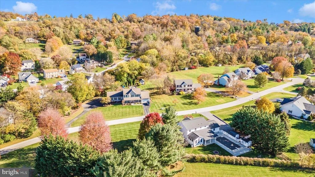 Photo of 7002 SPRINGDALE LANE